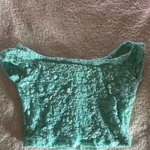 HOLLISTER FLASH SALE !!!